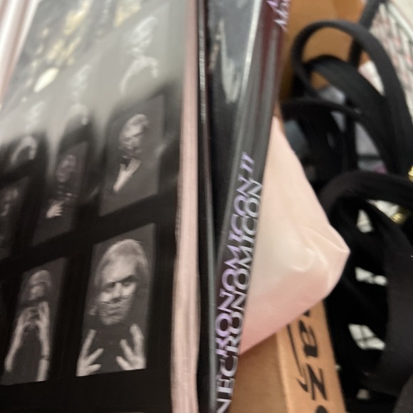 H.R. GIGER'S FILM DESIGN Hardcover Book - Ridley Scott - Alien - Necronomicon I - Picture 5 of 14